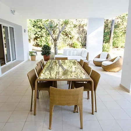 Villa Xiv